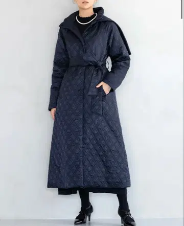 아메노치하레 다이아 퀼팅 드레스 다운 코트