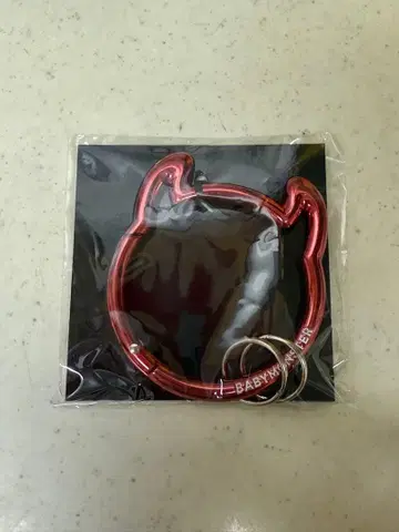 BABYMONSTER 베비몽 카라비너 빨간색