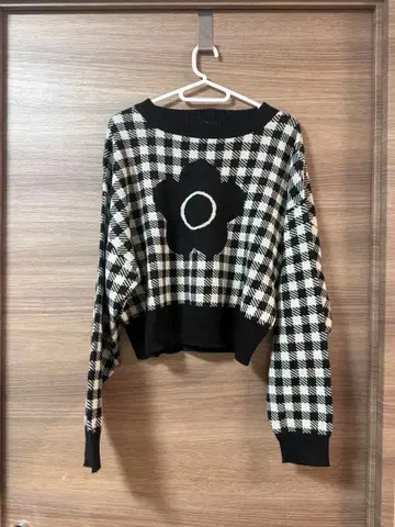 MARY QUANT 체크 무늬 니트