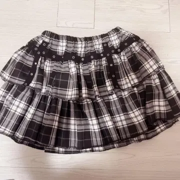 VOLCAN& APHRODITE 볼칸 블랙 티어드 하토메 스커트