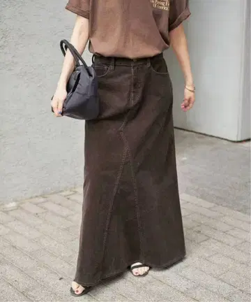 브라운 코듀로이 스커트 브라운 B 사이즈 40