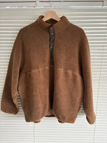 Graphpaper 울 보아 하이넥 풀오버 브라운 플리스