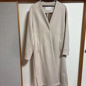 Alphabet's alphabet 베이지 롱 코트