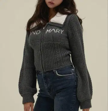 andmary mary logo zip tops gray