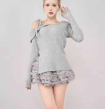 darich 랜덤 프릴 니트 셋업 GRY