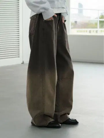 [ NOKCHA original ] gradation oval jeans