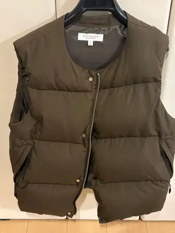 BEAUTY & YOUTH 다운 베스트 S 사이즈 올리브 브라운