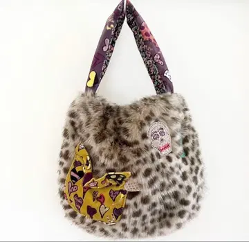 츠모리치사토 핸드백 퍼백