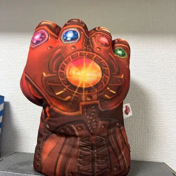 타노스의 손 봉제 인형 쿠션