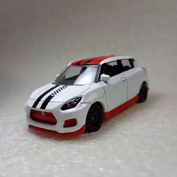 스즈키 스위프트 스포츠 스트라이프 1/56 스케일 마조렛 미니카