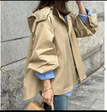 엠마 테일러 3WAY 플레어 마운틴 후드티 1023