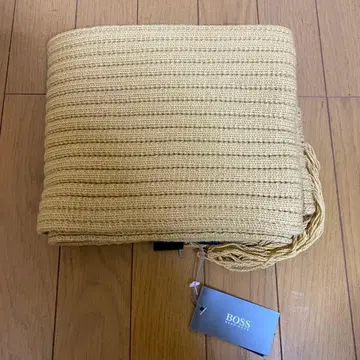 미사용 Hugo Boss 머플러