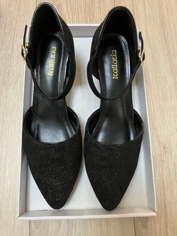 결혼식용 펌프스