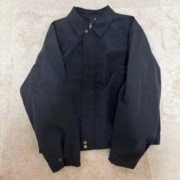 H&M 블랙 나일론 점퍼 bbl