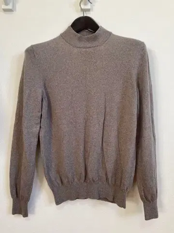 GRAN SASSO 모크넥 니트 베이지