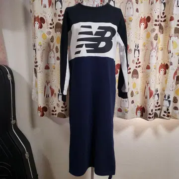 뉴발란스 긴팔 롱 맨투맨 원피스 블랙.네이비.화이트 사이즈 S