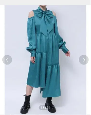 새상품 jouetie 컷 아웃 숄더 원피스