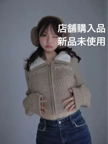 andmary Mary logo zip tops