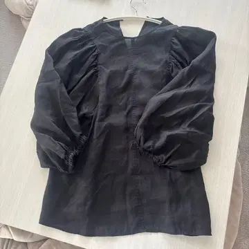 Spick&Span 볼륨 슬리브 라미 블라우스 블랙 새상품급