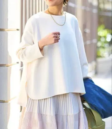 앤디콜 종이상자 판초 티셔츠 아이보리 FREE