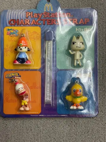 PlayStation 캐릭터 스트랩 4개 세트