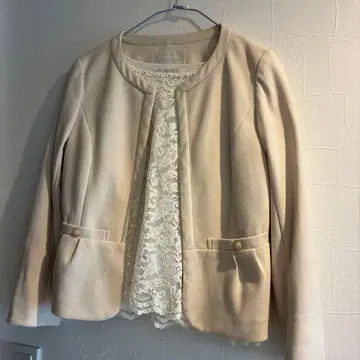 anySiS 베이지 자켓 & 블라우스 세트