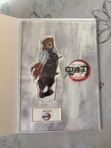 귀멸의 칼날 렌고쿠 쿄쥬로 아크릴 스탠드