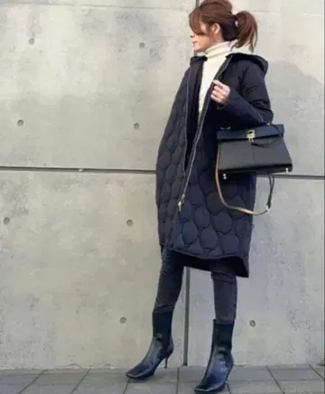 엠마 테일러 퀼팅 푸드코트 블랙 size 38