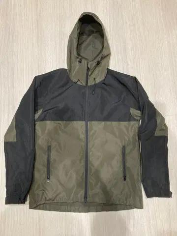 united athle 스위칭 쉘 후드티 M 사이즈