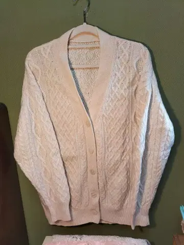 화이트 케이블 니트 가디건 XL