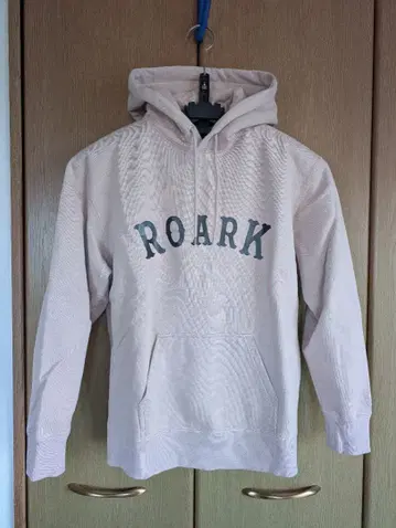 ROARK 후드티