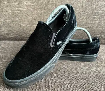 [새상품급] VANS 반스 벨로아 벨벳 소재 슬립온 검정 블랙 27