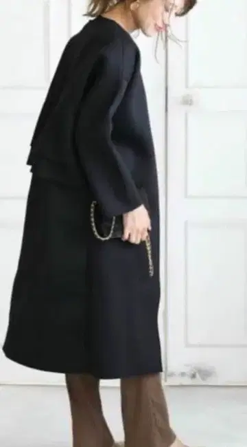 미사용 새상품 Myu 본팅 백 프릴 코디 가디건 블랙