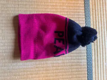 PEARL GATE 폼폼 포함 니트 모자