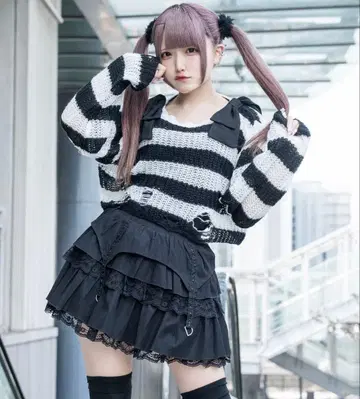 [ Palelfy 파르엘피 ] 리본 보더 데미지 시스루 니트