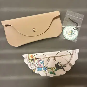 JINS 리피아 모델