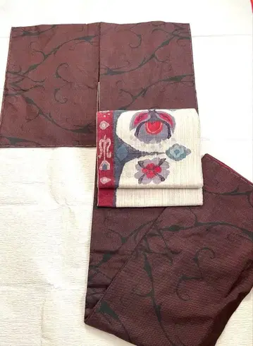 오시마 명주 보르도에 블랙 덩굴 무늬 레어 후쿠요카 사이즈 기모노만