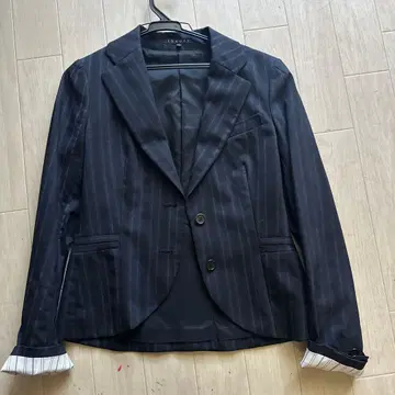 띠어리 자켓 사이즈 2