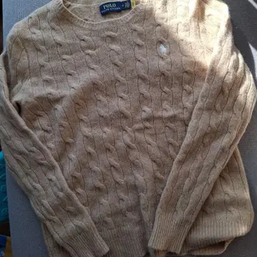 POLO 베이지 케이블 니트 스웨터