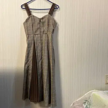 axes femme 체크 무늬 플레어 원피스