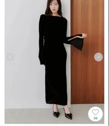 SNIDEL 플로키 벨로아 드레이프 드레스 블랙