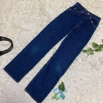 새상품급 리바이스 318-02 스키니 데님 코튼 슬림 w25 S 사이즈