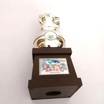 포켓몬 전보 기념 트로피 피카츄 골드 컬러