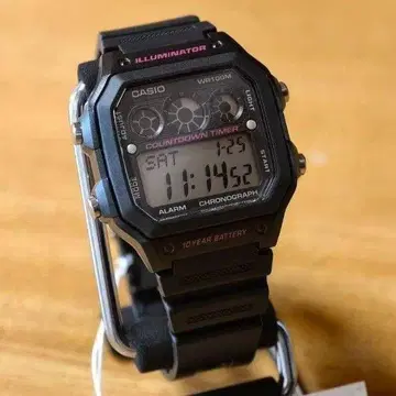 새상품 카시오 CASIO 스탠다드 손목시계 AE-1300WH-1A2