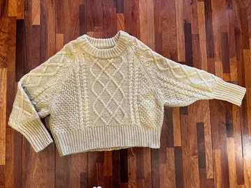 URBAN RESEARCH 크림색 케이블 니트 스웨터