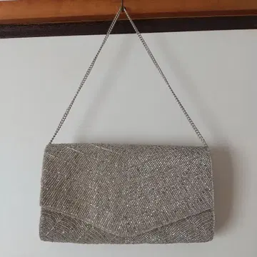 nouer 누에르 비즈 클러치백