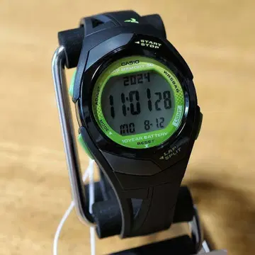 새상품 카시오 CASIO 쿼츠 남성용 손목시계 STR-300J-1A