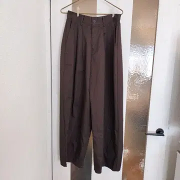 브라운 와이드 팬츠 더블 플리츠