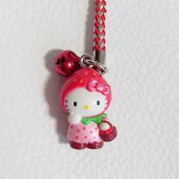 시즈오카 한정판 지역 한정 키티 딸기 네즈케 스트랩