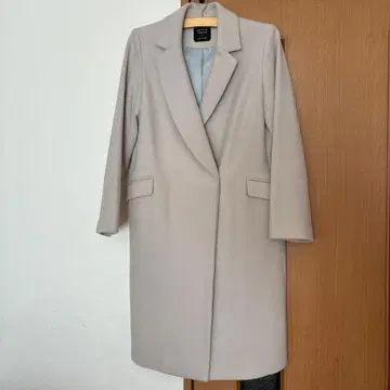 UNITED TOKYO 라이트 그레이 체스터 코트 사이즈 2